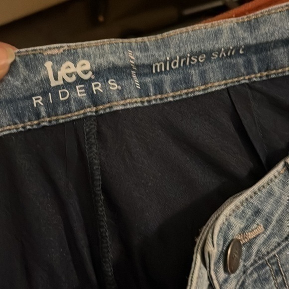 Lee skirt - Picture 4 of 4